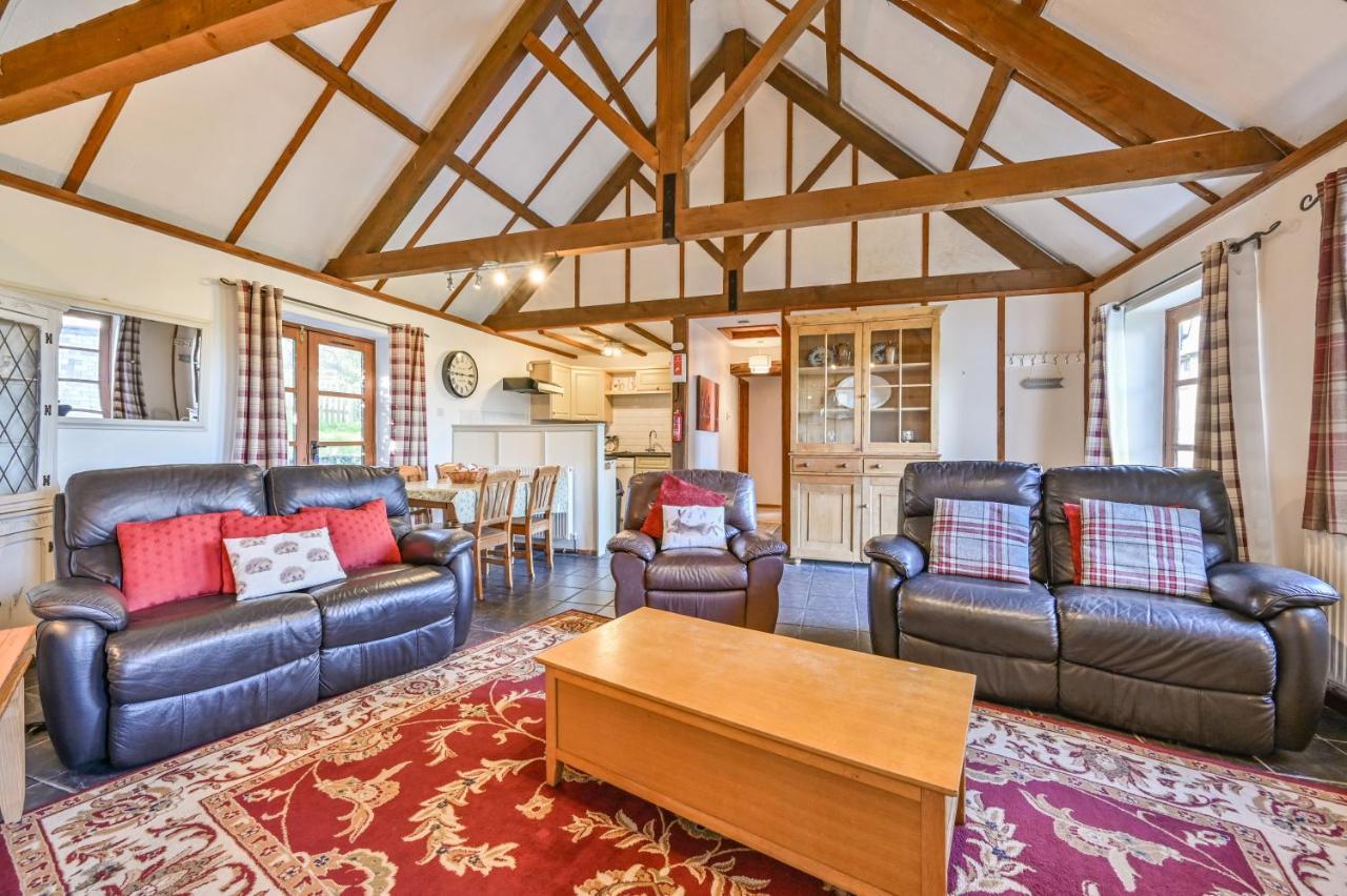 Polean Farm Cottages - With Free Animal Feeding And Pony Rides And Free Access To A Nearby Pool Looe Bagian luar foto