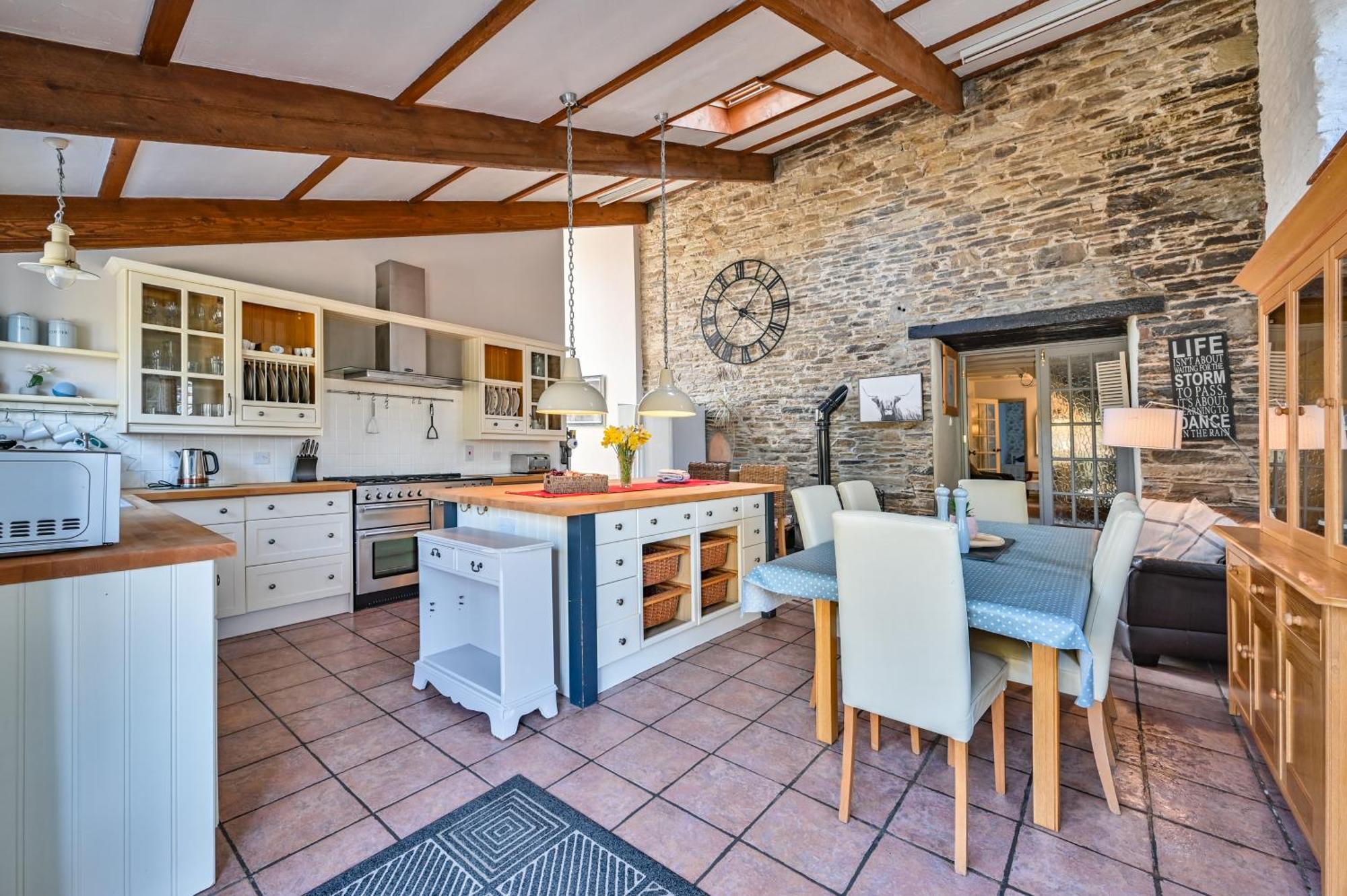 Polean Farm Cottages - With Free Animal Feeding And Pony Rides And Free Access To A Nearby Pool Looe Bagian luar foto