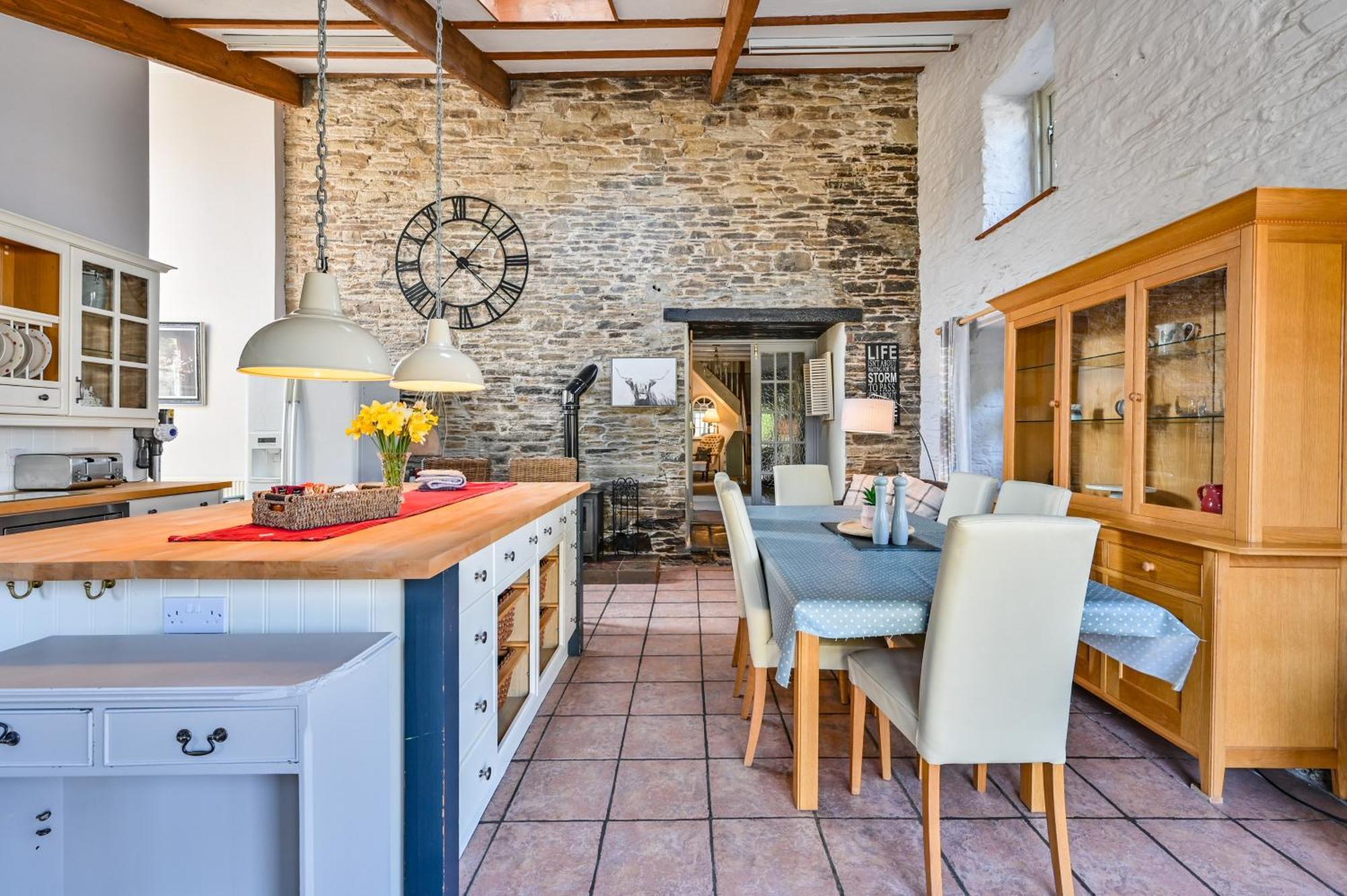 Polean Farm Cottages - With Free Animal Feeding And Pony Rides And Free Access To A Nearby Pool Looe Bagian luar foto