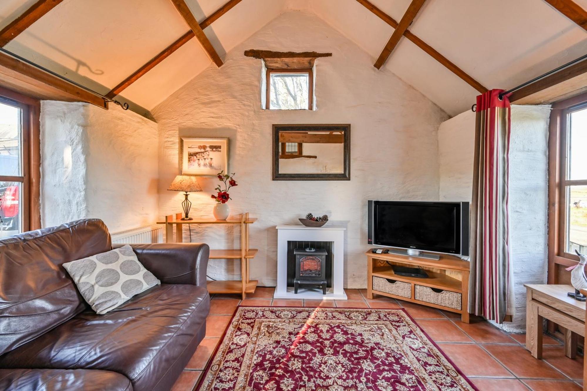 Polean Farm Cottages - With Free Animal Feeding And Pony Rides And Free Access To A Nearby Pool Looe Ruang foto
